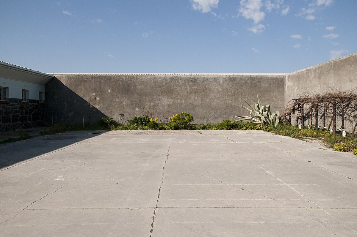 Patio de la sección B de la prisión de la isla Robben.