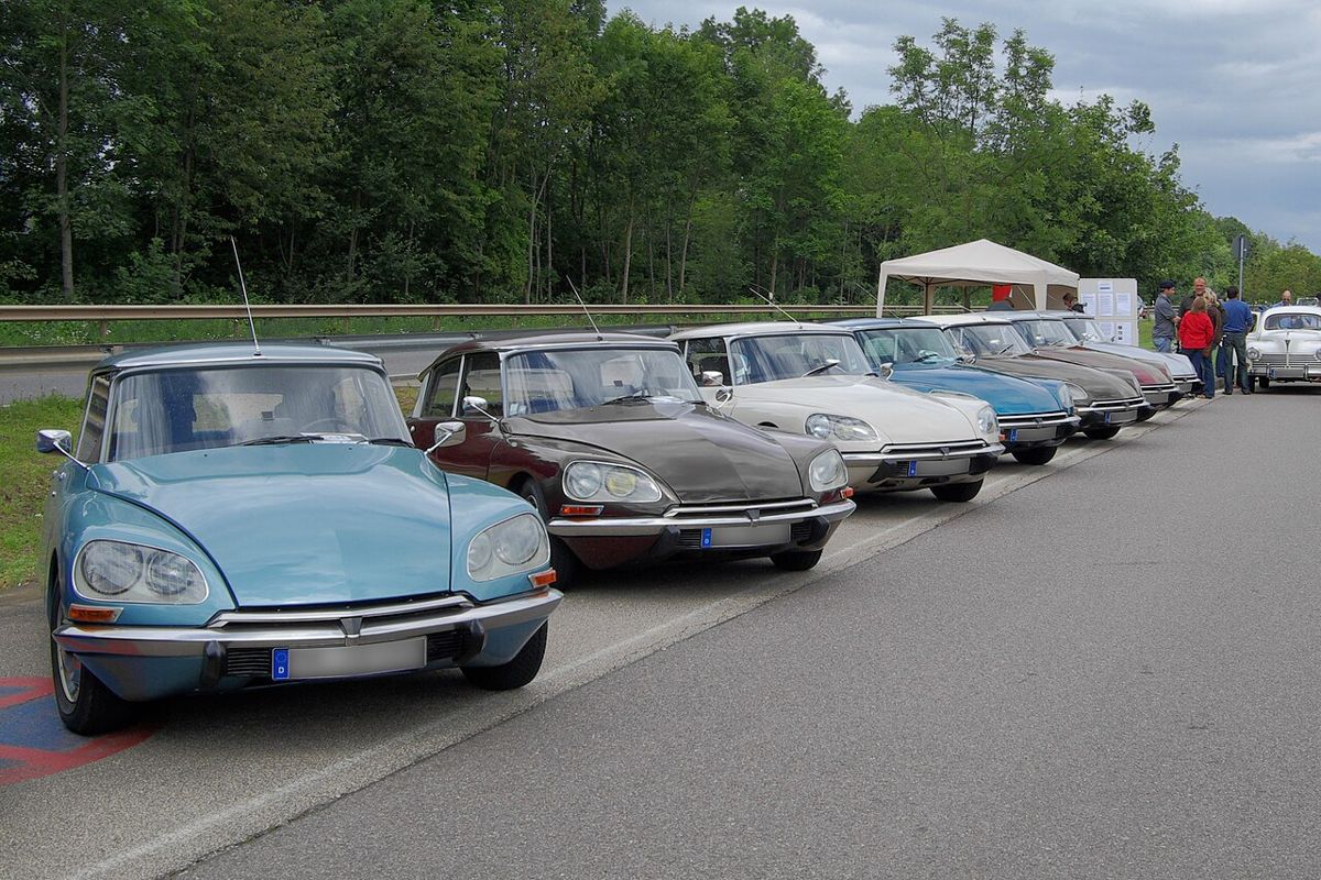 Citroën DS — photographed example.