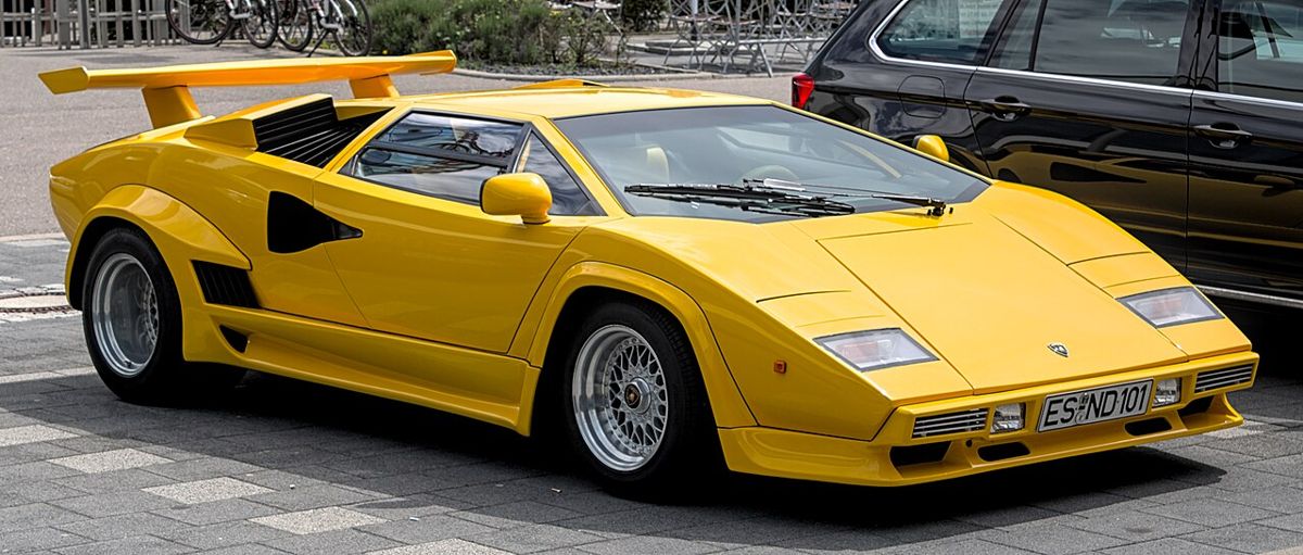 Lamborghini Countach — ejemplar fotografiado.
