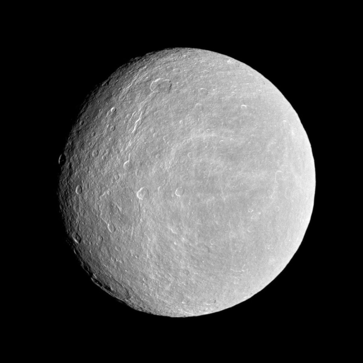 Superficie de Rea fotografiada por Cassini. NASA/JPL/Space Science Institute.